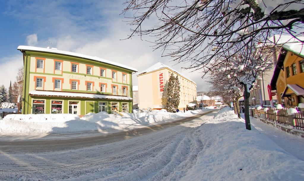 Pension Marathon Врхлабі Екстер'єр фото